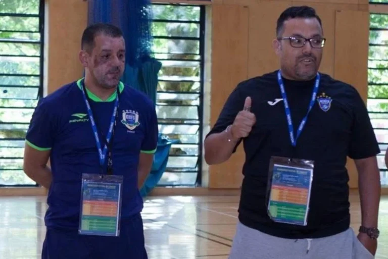 Alongside Marquinhos Xavier, Head Coach of the Brazilian National Futsal Team, during a coaching course delivered in the UK — sharing methodology, training principles, and high-performance futsal concepts.